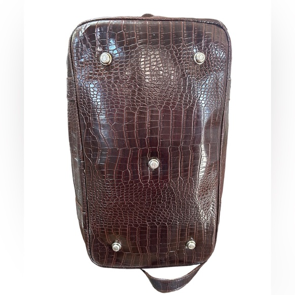 Bath & Body Works brown faux croc leather weekender/duffle bag great travel 🧳 - Picture 4 of 10